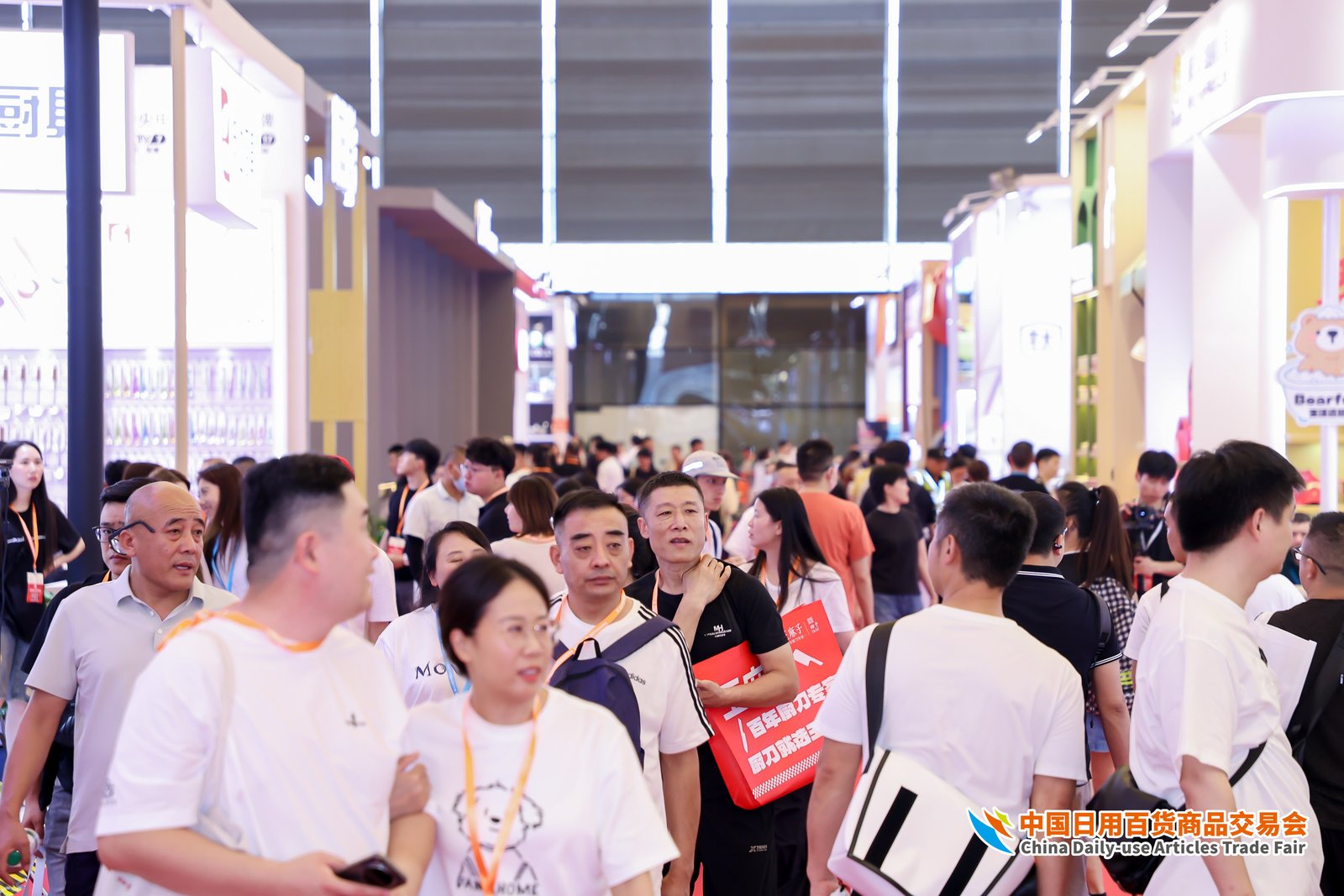 展会现场3.jpg
